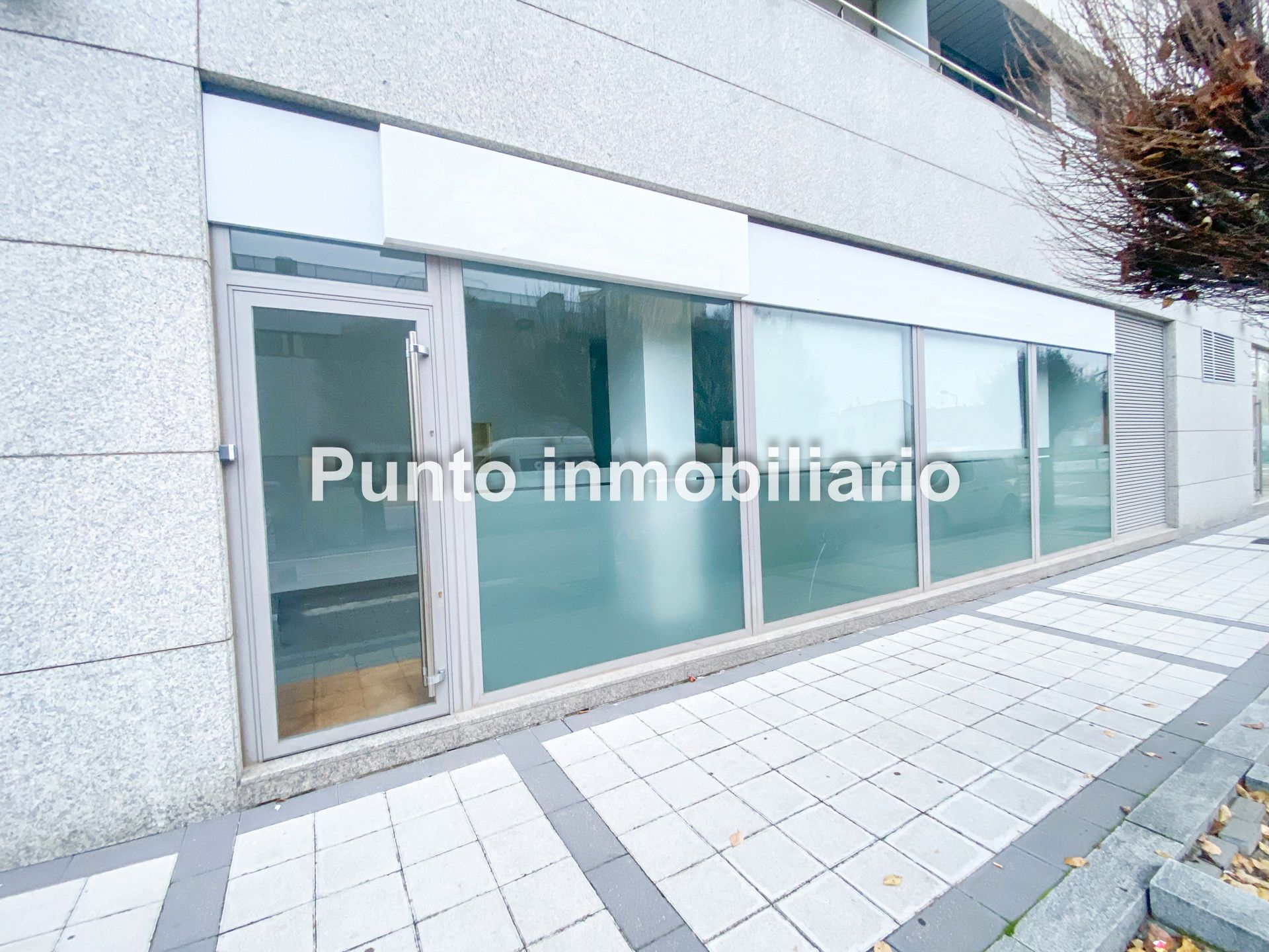 Vista exterior de Oficina de lloguer en Valladolid Capital amb Aire condicionat