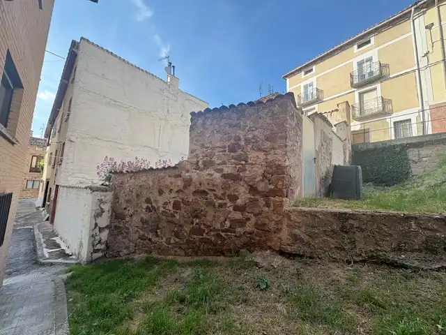 Residencial en venda en Pradoluengo