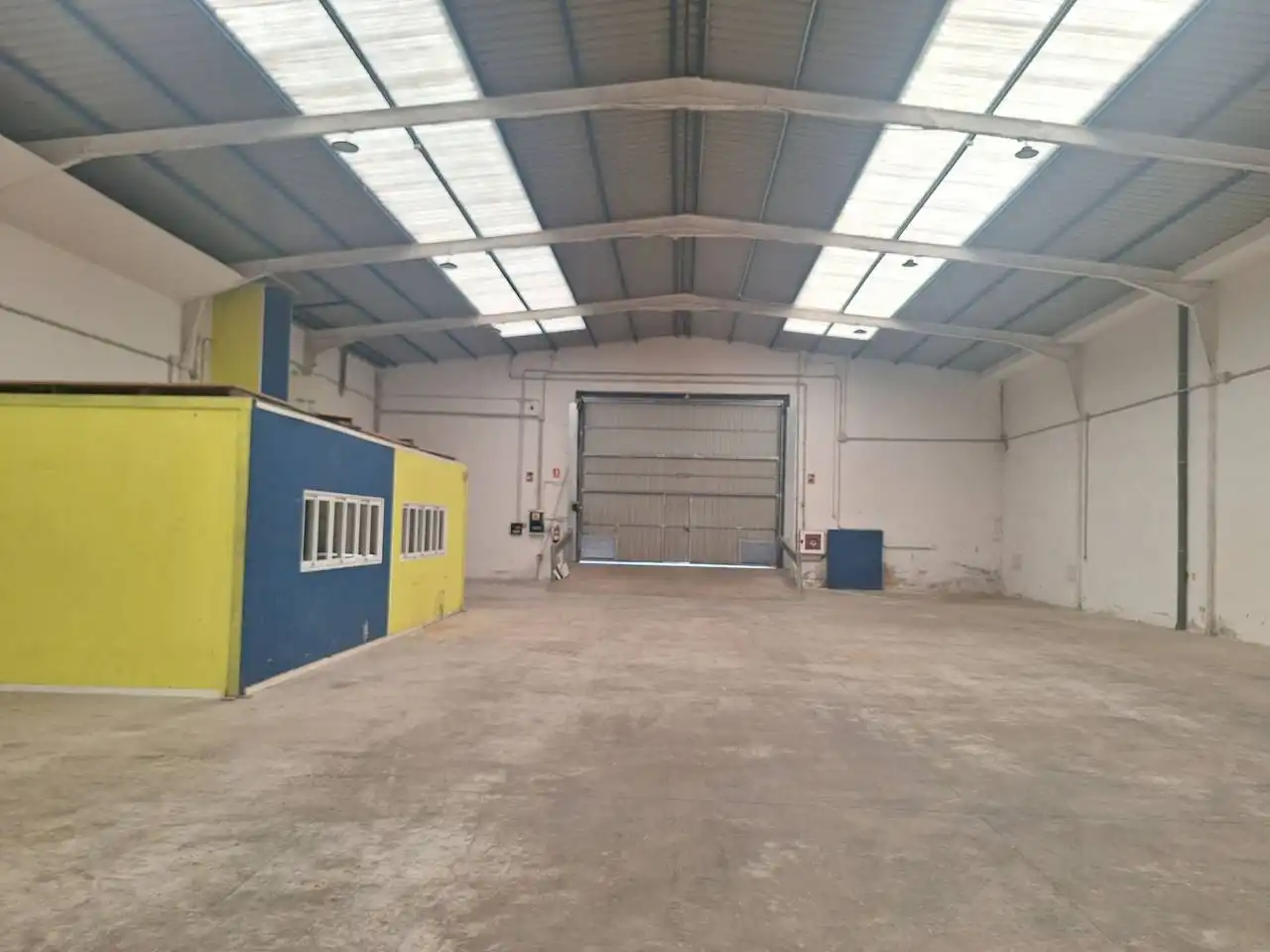 Nave industrial de alquiler en PeroGranda, La Pola Siero