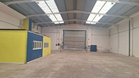 Foto 4 von Fabrikhallen zur Miete in Perogranda, La Pola Siero, Siero
