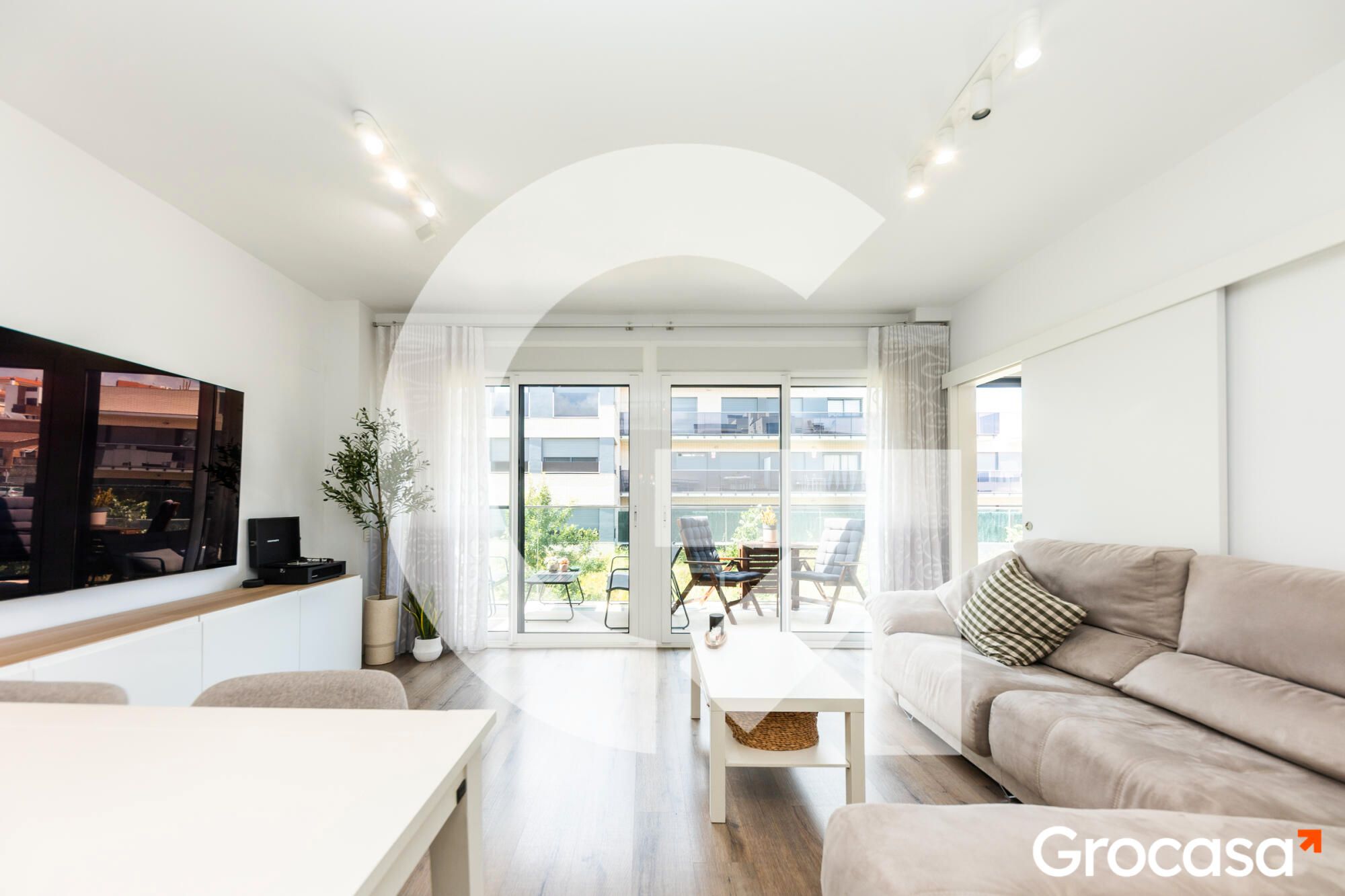 Living room of Flat for sale in Sant Boi de Llobregat  with Air Conditioner, Heating and Oven