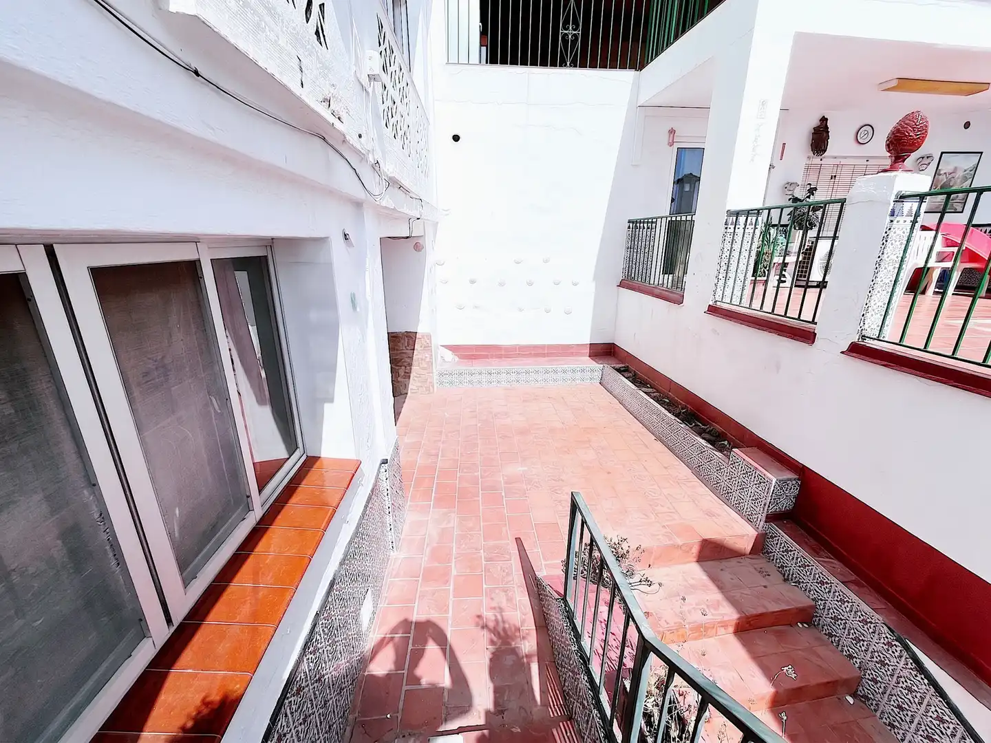 Terrassa de Casa adosada en venda en Mijas amb Jardí privat, Terrassa i Moblat