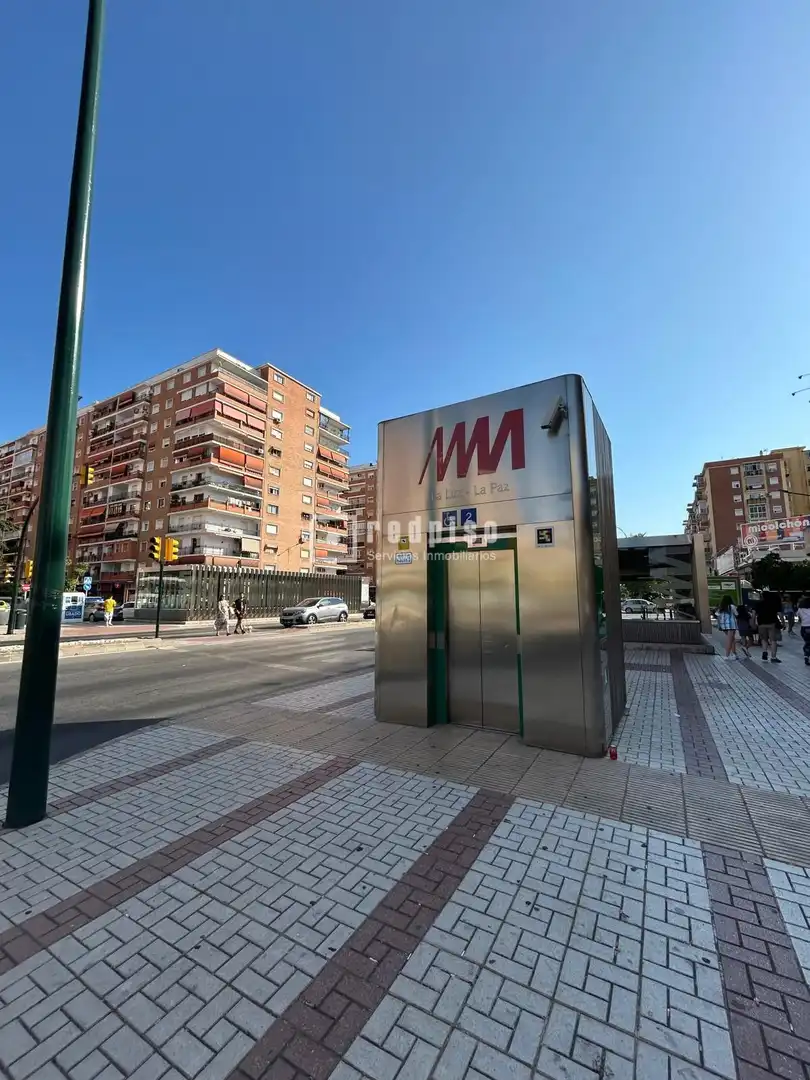 Vista exterior de Piso en venta en Carretera de Cádiz