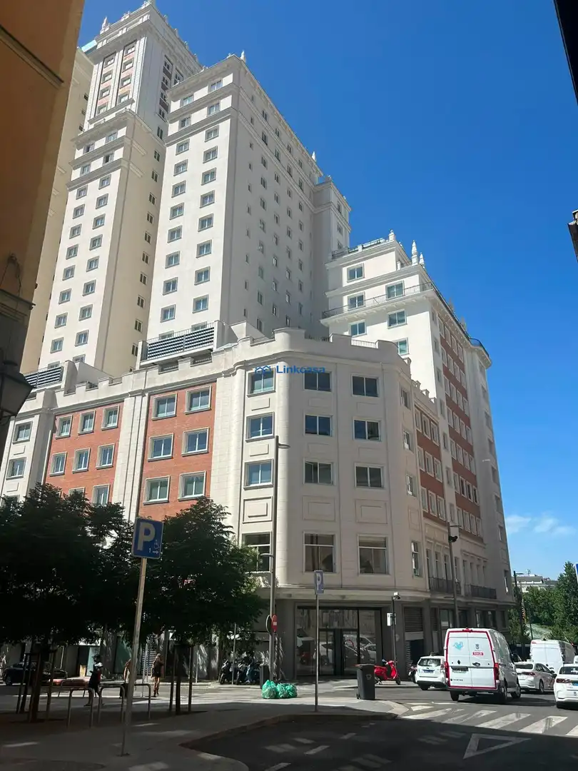 Vista exterior de Piso en venta en Madrid con Aire acondicionado, Calefacción y Amueblado