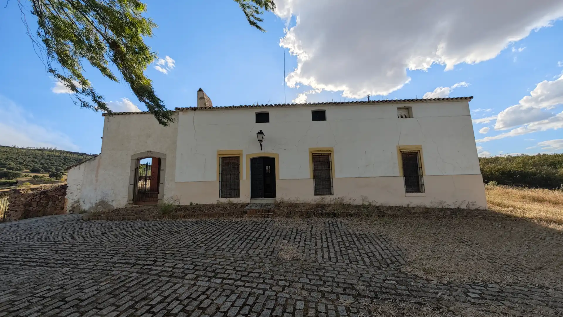 Exterior view of Houses for sale in Campanario