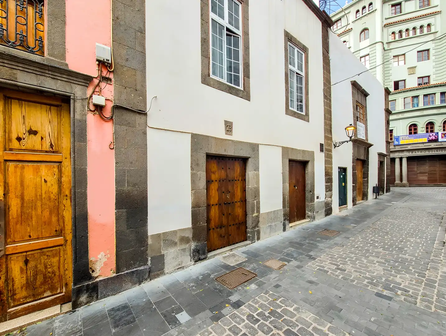 Vista exterior de Casa o xalet en venda en Las Palmas de Gran Canaria amb Terrassa, Traster i Moblat