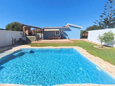 Xalet amb piscina en venda a Ctra Sanlúcar - Cuatro Pinos