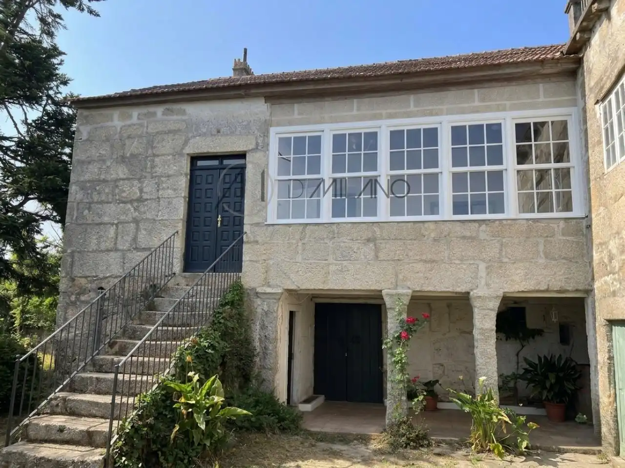 Exterior view of Houses for sale in Salvaterra de Miño  with Private garden