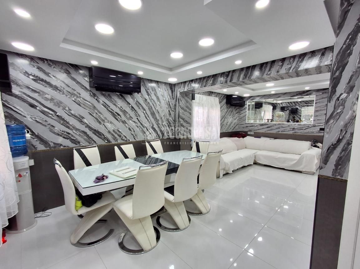 Living room of Single-family semi-detached for sale in La Carolina  with Air Conditioner and Balcony