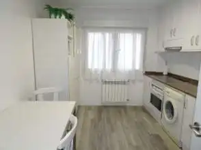Cocina de Piso de alquiler en Gijón  con Calefacción, Parquet y Amueblado