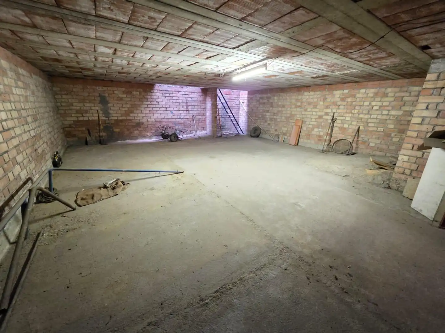 Local comercial en venta en Llevant, imagen 2