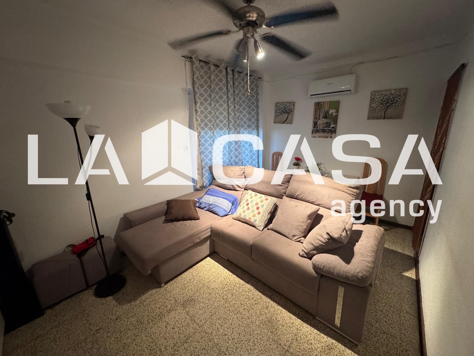 Flat for sale in  Sevilla Capital  with Air Conditioner and Terrace