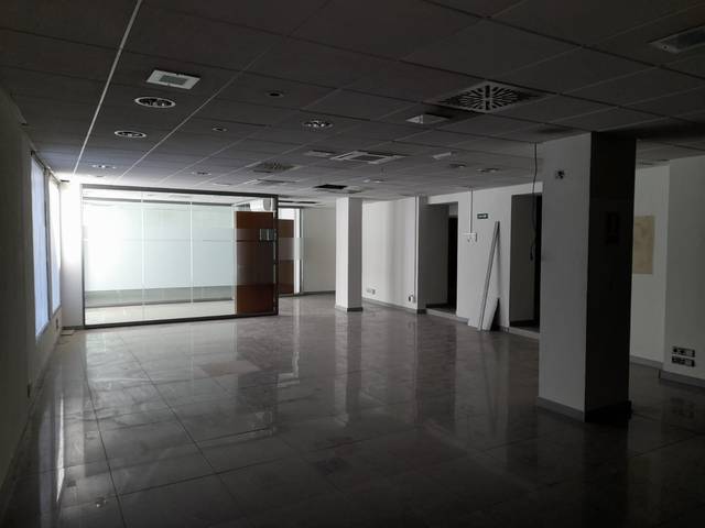 Local comercial en Alquiler en SANT ESTEVE en Olot