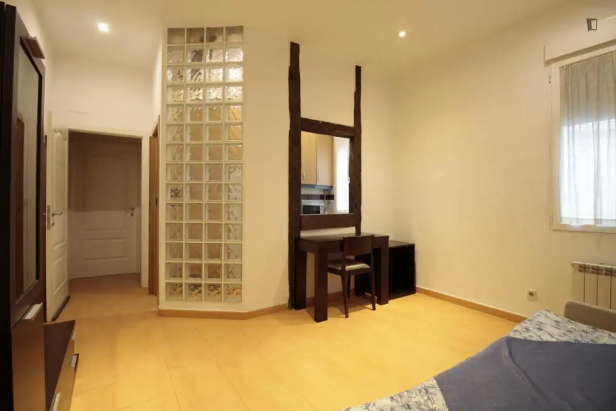 Apartamento de alquiler en Sol