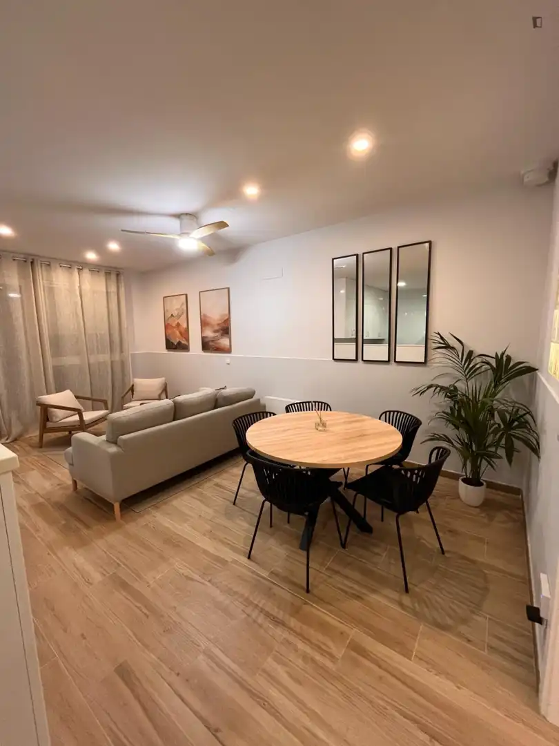 Room in Centre - Estació