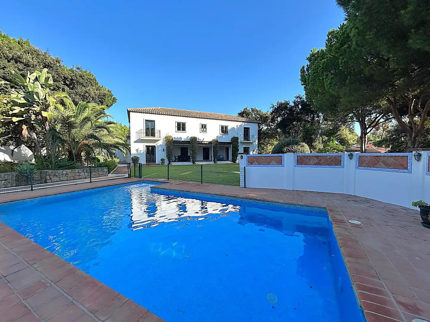 Casa con piscina en venta en Sotogrande Alto, imagen 2