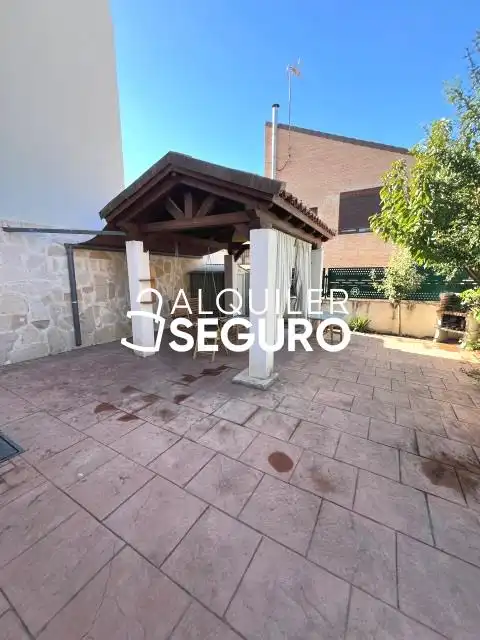 Villa à louer à Almudena Grandes