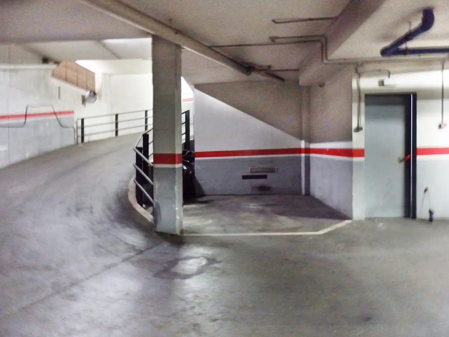 Einzelparkplatz zur Miete in Carrer de Jordi Rubió i Balaguer