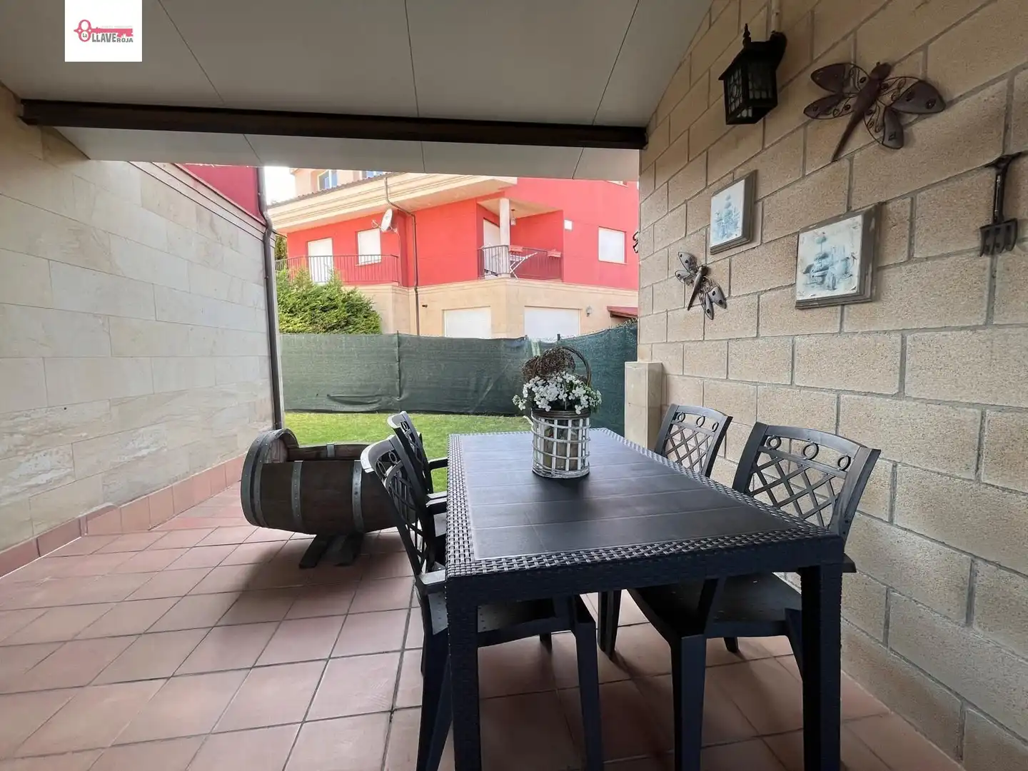 Terraza de Casa adosada en venta en Cardeñajimeno con Calefacción, Jardín privado y Parquet