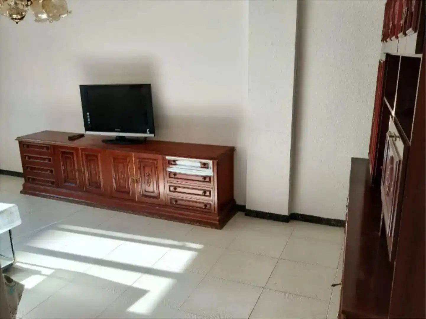Sala d'estar de Pis en venda en Monreal del Campo amb Traster