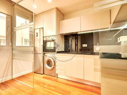 Kitchen of Flat to rent in  Madrid Capital  with Air Conditioner, Heating and Furnished