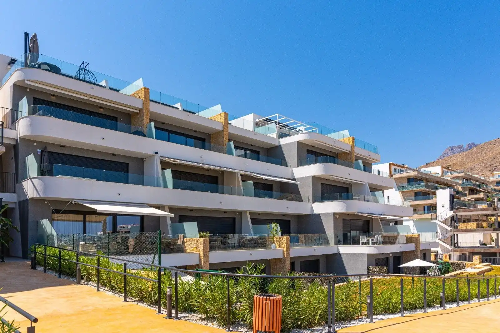 Maisonette mit Pool zum Verkauf in Golf Bahía, imagen 3