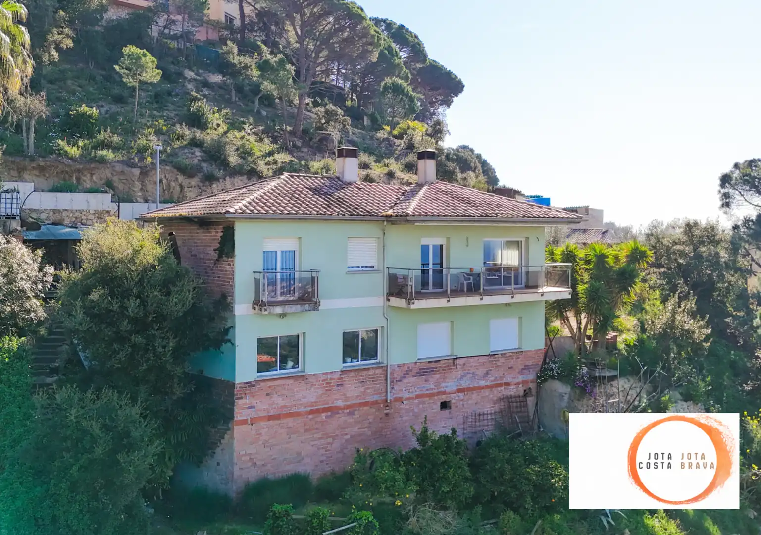 Vista exterior de Casa o xalet en venda en Lloret de Mar amb Calefacció, Terrassa i Traster