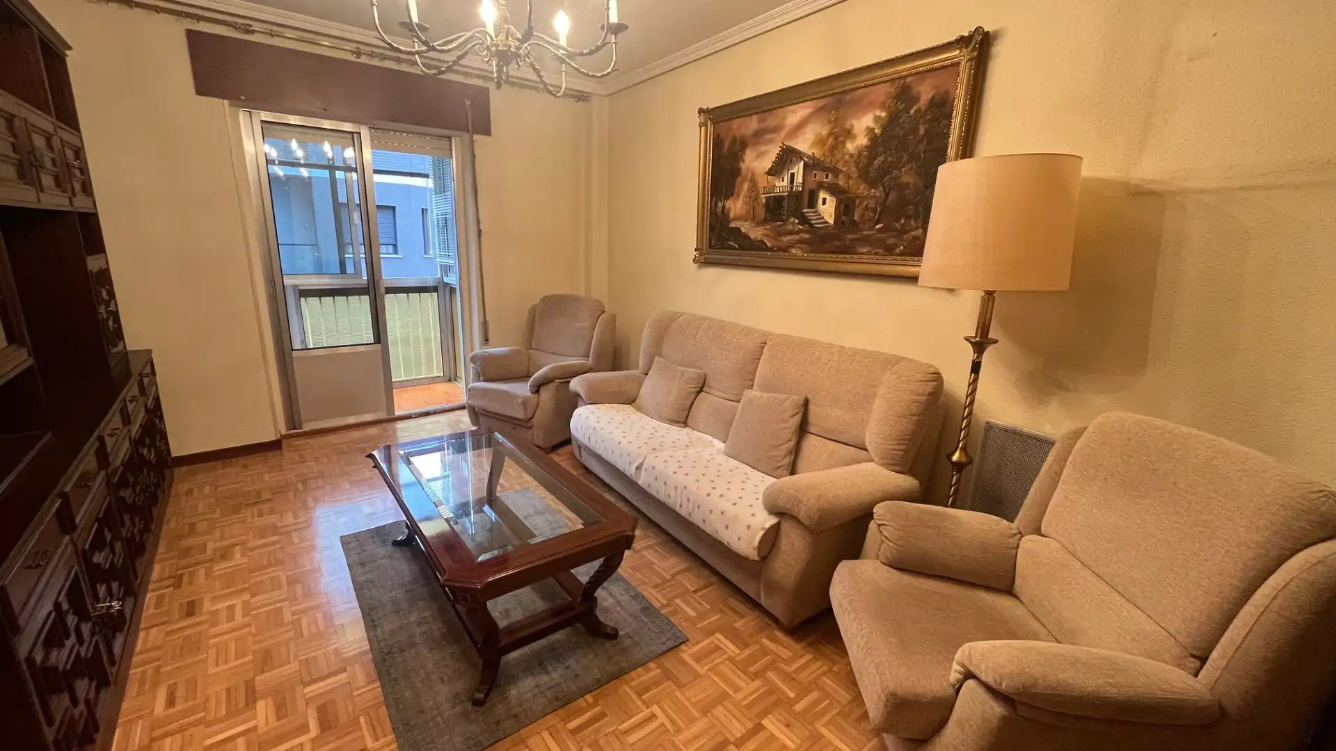 Living room of Flat for sale in Valladolid  with Heating and Parquet flooring