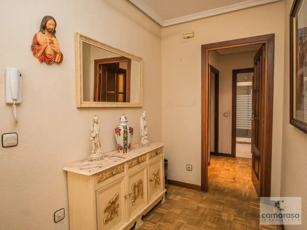 Piso en venta en Ávila con Calefacción y Terraza