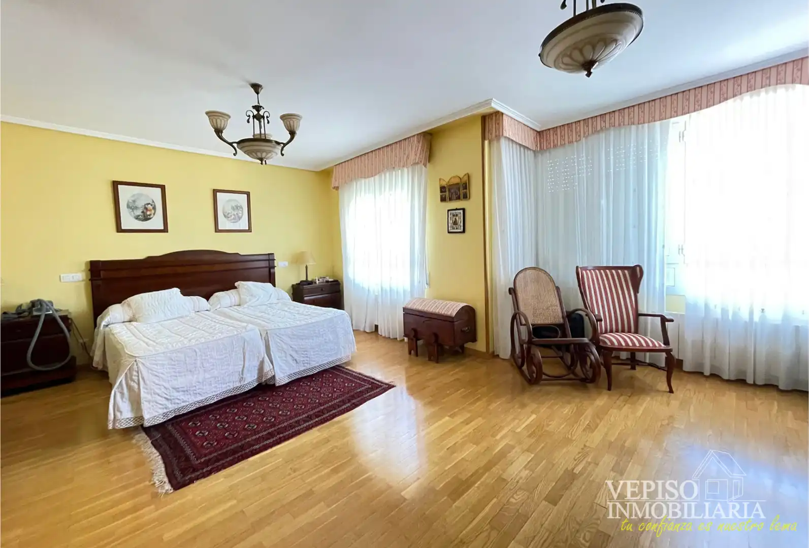 Dormitori de Casa o xalet en venda en Briviesca amb Aire condicionat, Calefacció i Jardí privat
