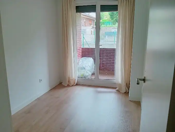 Bedroom of Flat for rent in Miengo  with Heating, Private garden and Parquet flooring