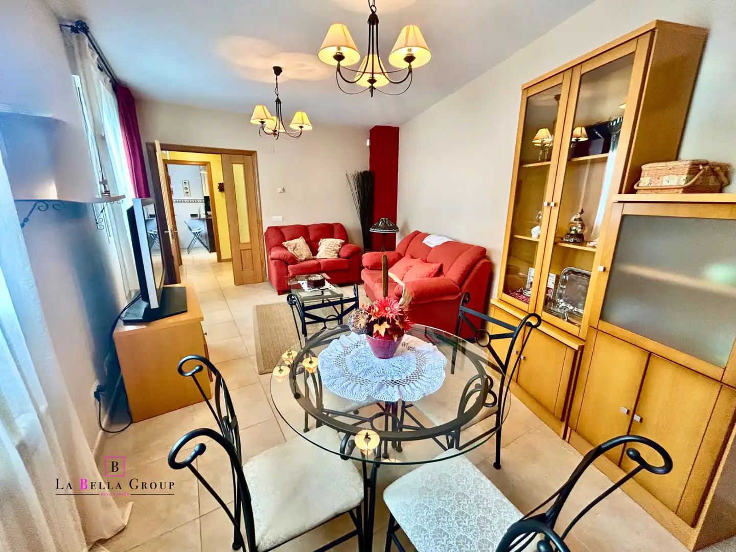 Sala de estar de Casa o chalet en venta en Oña con Calefacción, Jardín privado y Amueblado
