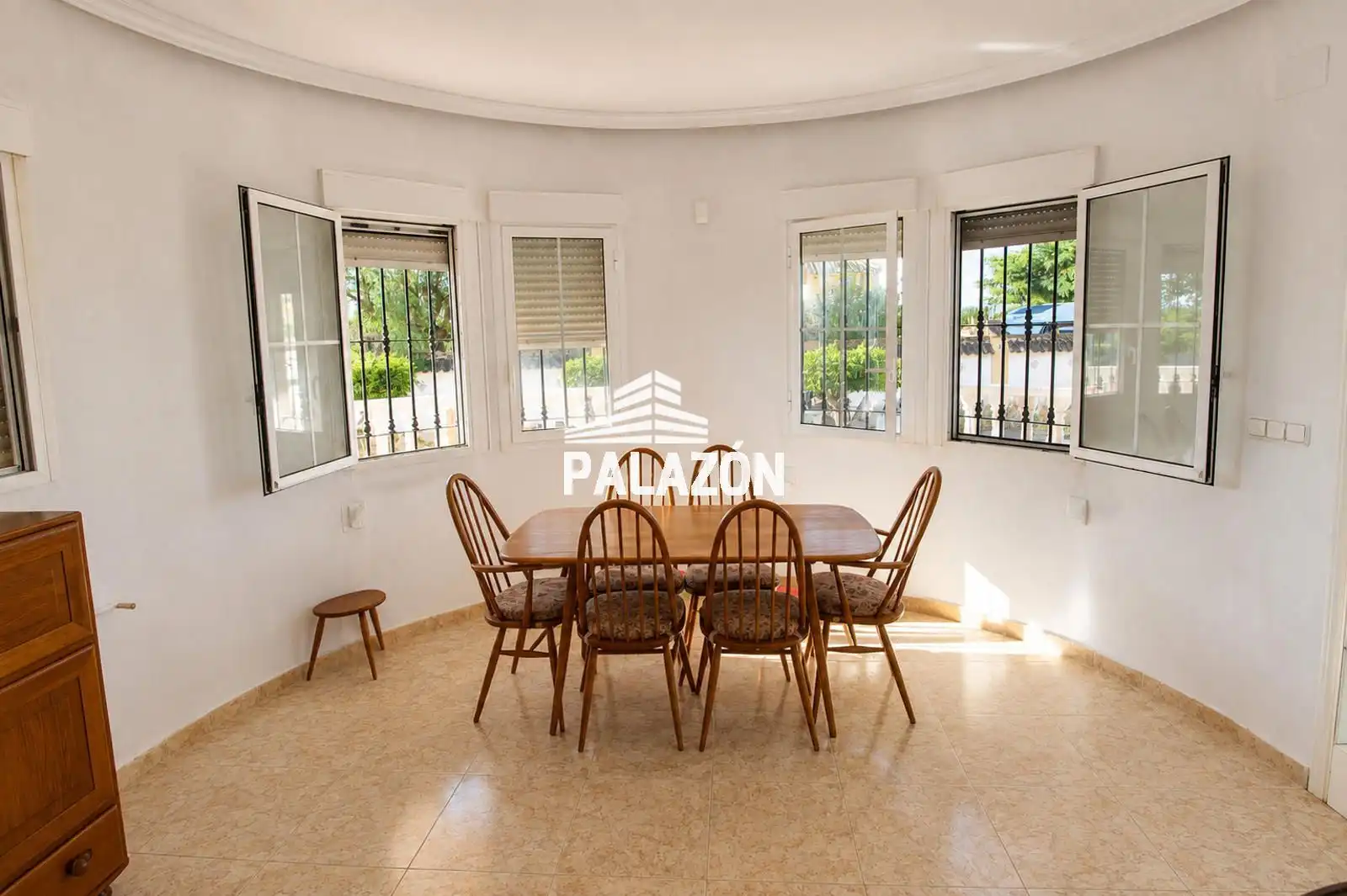 Comedor de Casa o chalet de alquiler en Catral con Piscina y Amueblado