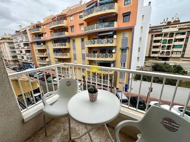 Apartment with balcony to rent in Centro