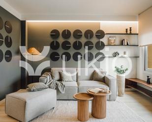 Living room of Flat to rent in  Barcelona Capital  with Air Conditioner, Heating and Furnished