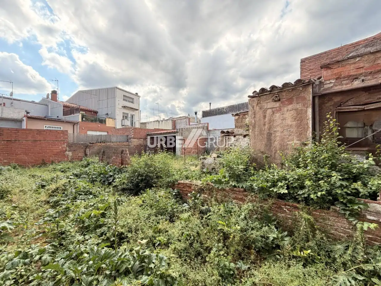 Terreno residencial en venta en Calle Eduard Marquina 61