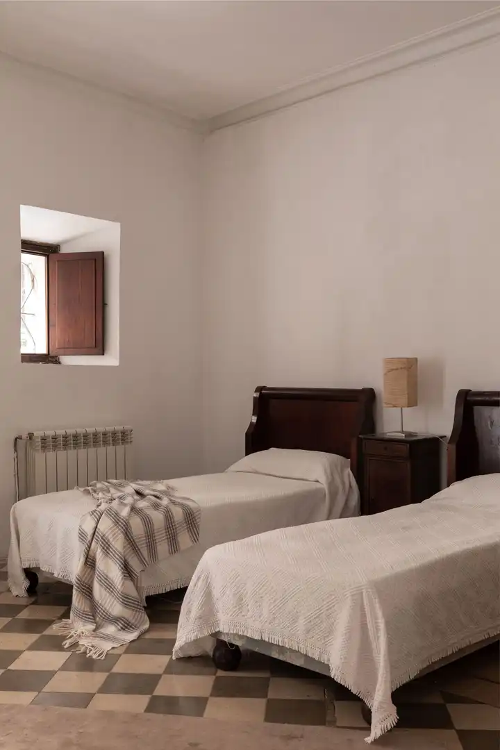 Detached homes for sale in La Missió