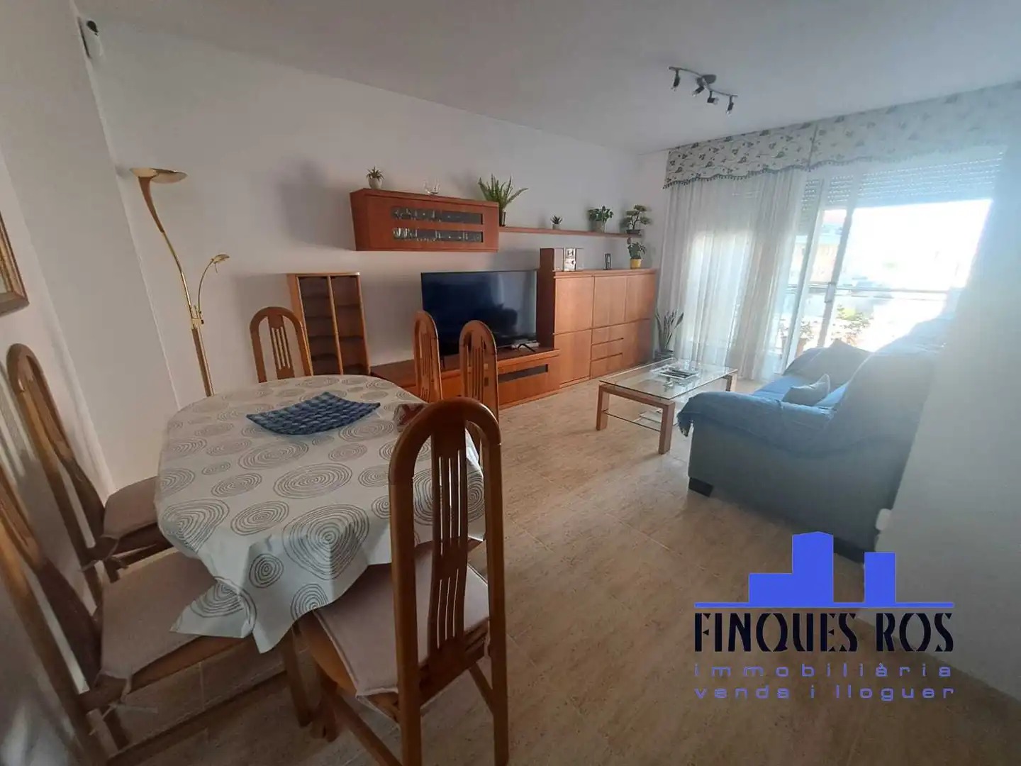 Living room of Flat for rent in Benicarló  with Air Conditioner, Terrace and Furnished