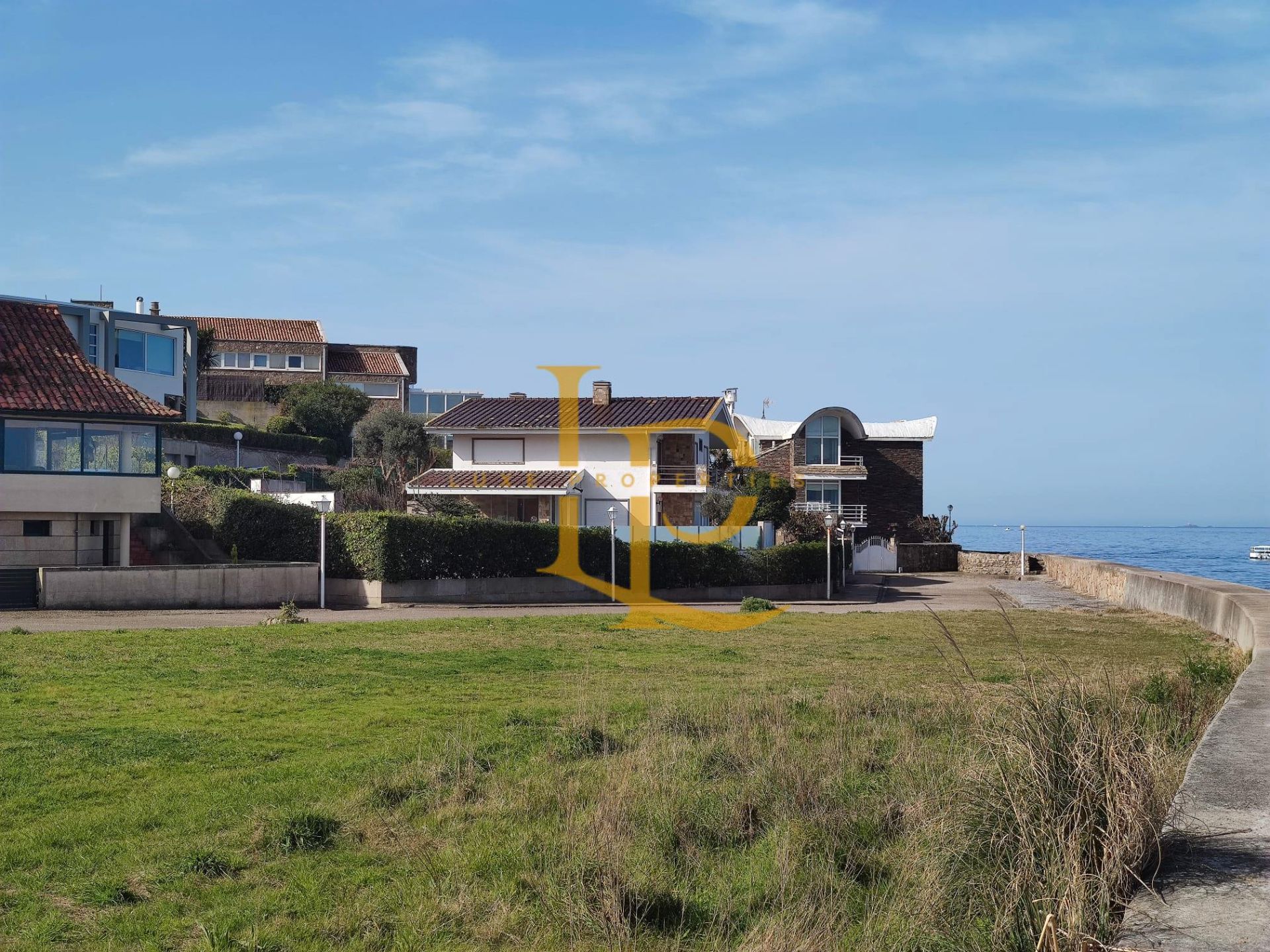 Casa o xalet en venda en Vigo  amb Aire condicionat, Calefacció i Jardí privat