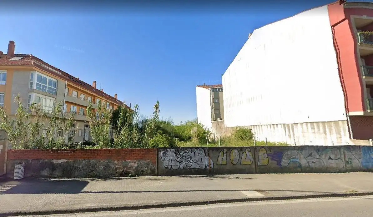 Residencial en venta en Avenida de Ourense, 84, Coiro