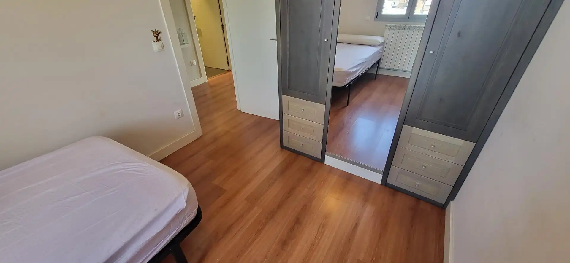 Attic for rent in Feria