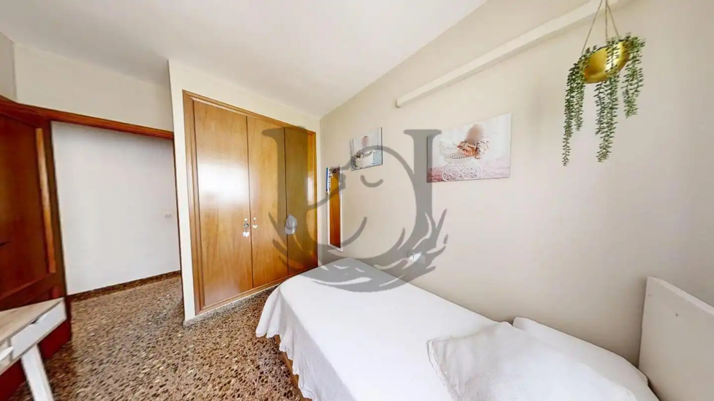 Habitación de Ático en venta en Alginet con Aire acondicionado y Terraza