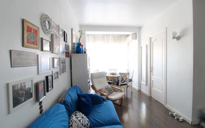 Living room of Flat for sale in  Barcelona Capital  with Heating