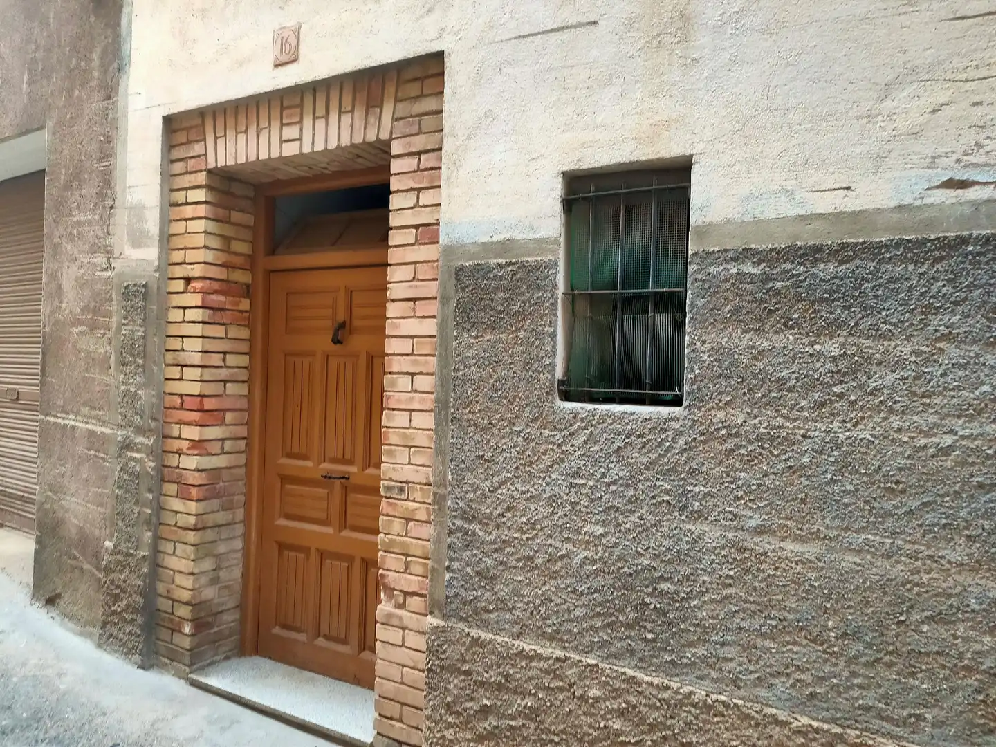 Vista exterior de Casa o xalet en venda en Estadilla amb Balcó