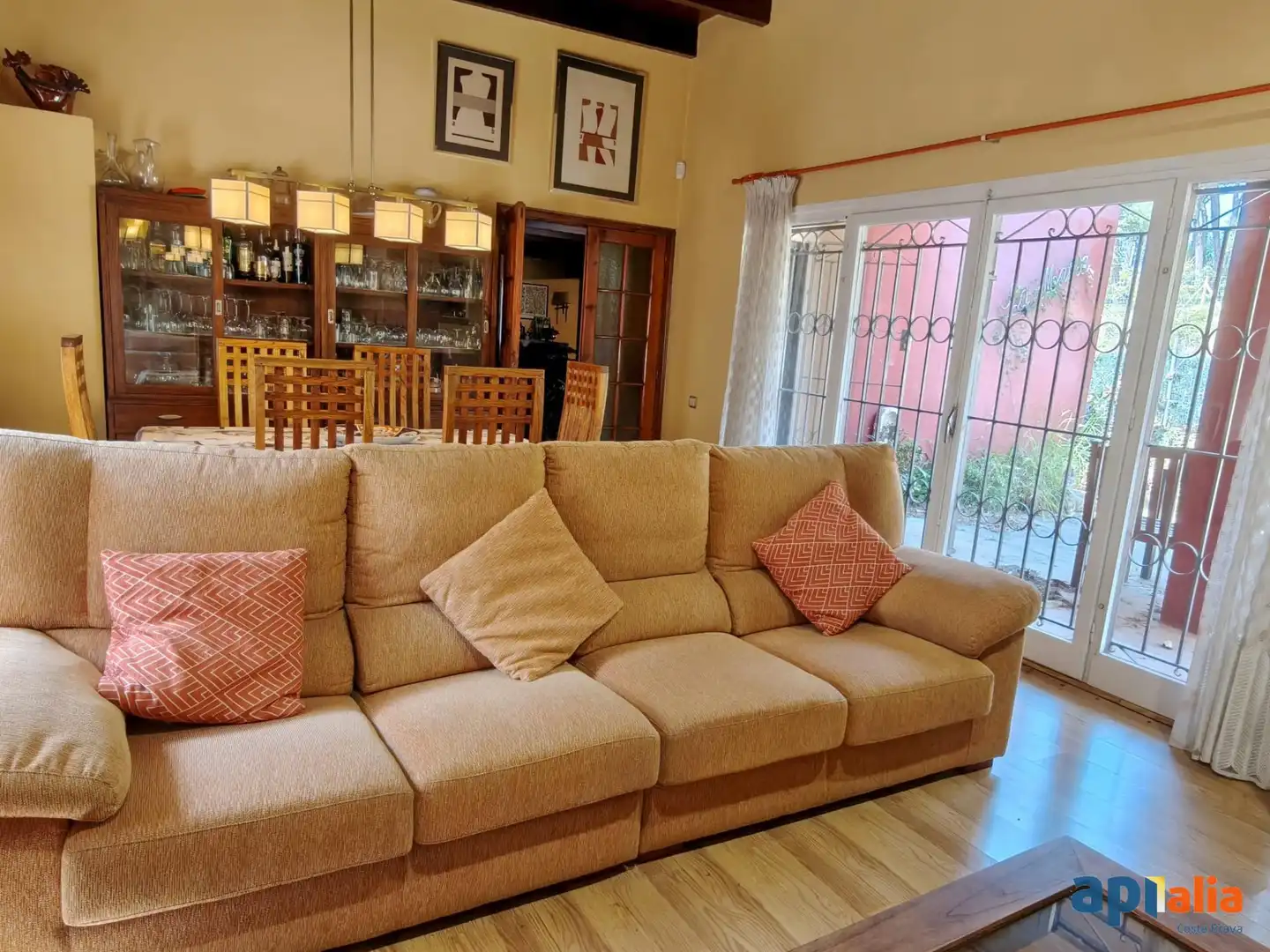 Sala d'estar de Casa o xalet en venda en Calonge i Sant Antoni amb Aire condicionat, Calefacció i Jardí privat