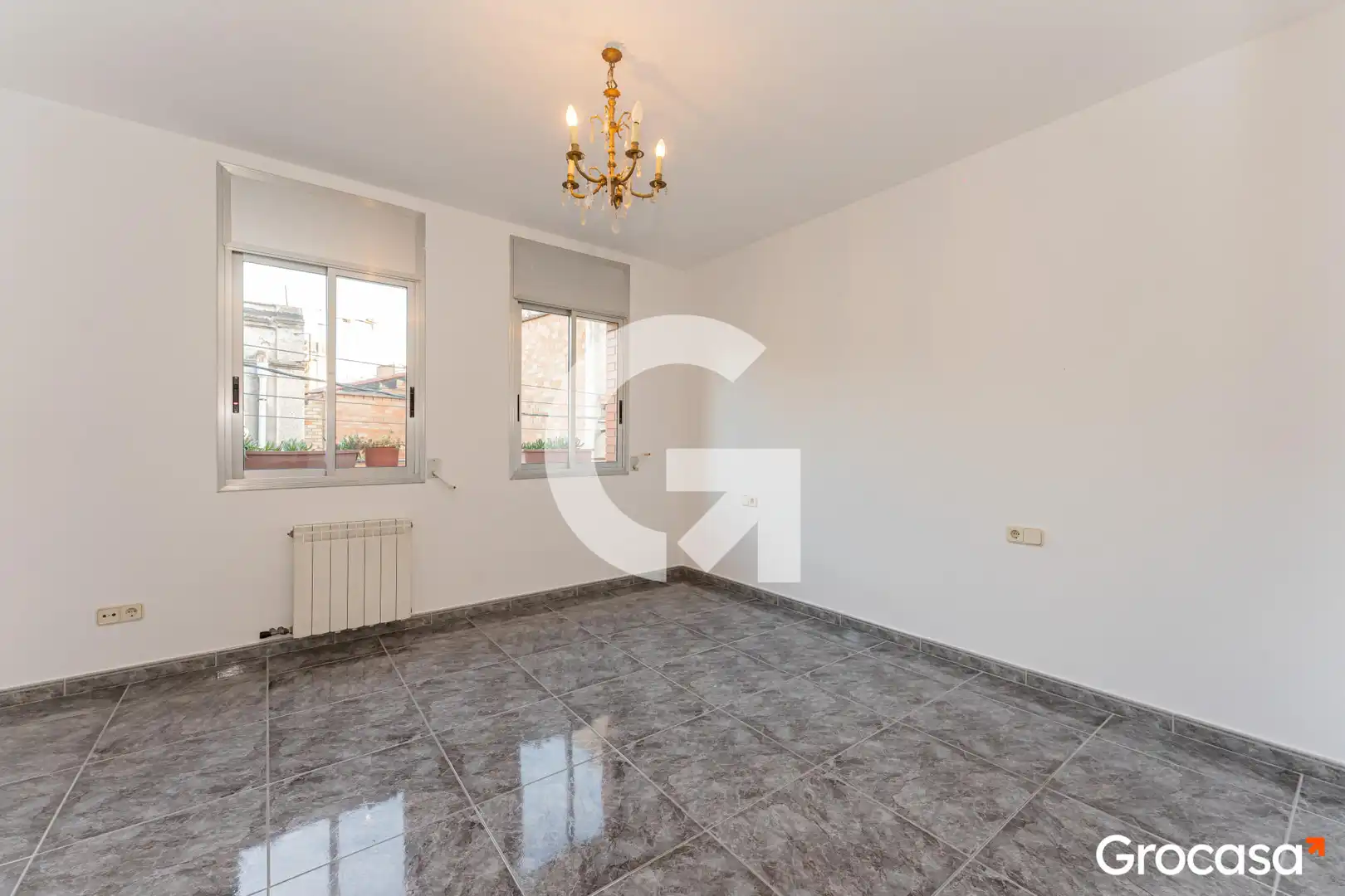 Bedroom of Houses for sale in Cornellà de Llobregat  with Air Conditioner, Heating and Terrace