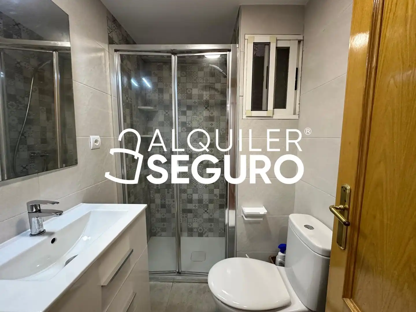 Baño de Piso de alquiler en Alboraya con Aire acondicionado, Calefacción y Terraza