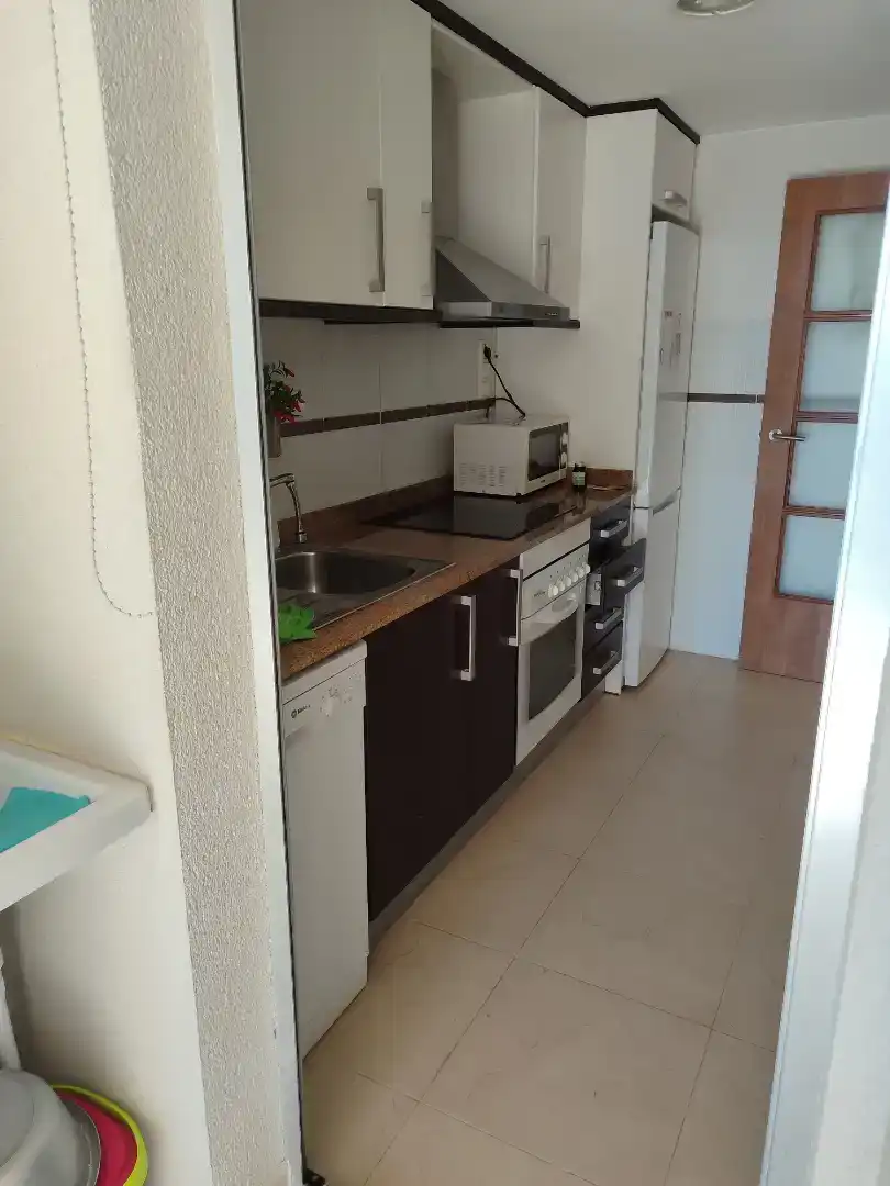 Cuina de Apartament de lloguer en Oropesa del Mar / Orpesa amb Aire condicionat, Piscina i Moblat