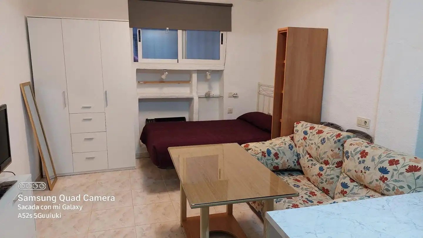 Bedroom of Study for rent in Granada  with Furnished