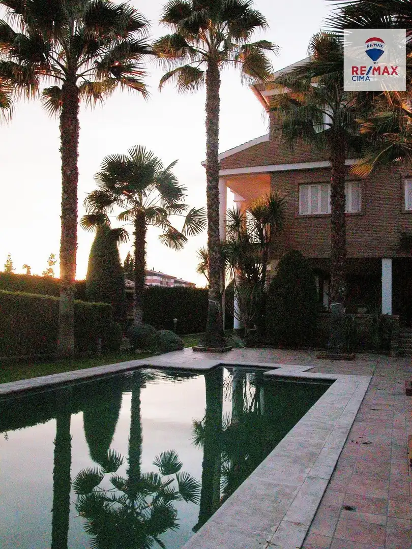 Chalet con terraza en venta en Genil, imagen 13